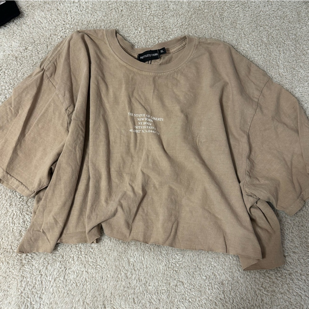 PrettyLittleThing Tan Boxy Crop Tee